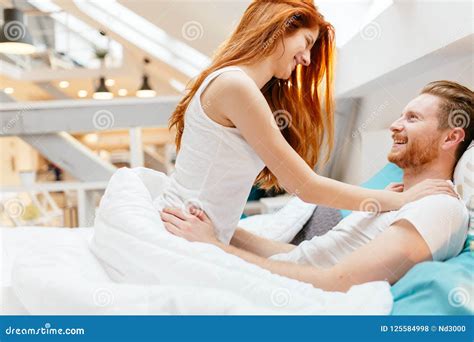 se vedio|couple having sex in bed: sex,passion,love Stock Video.